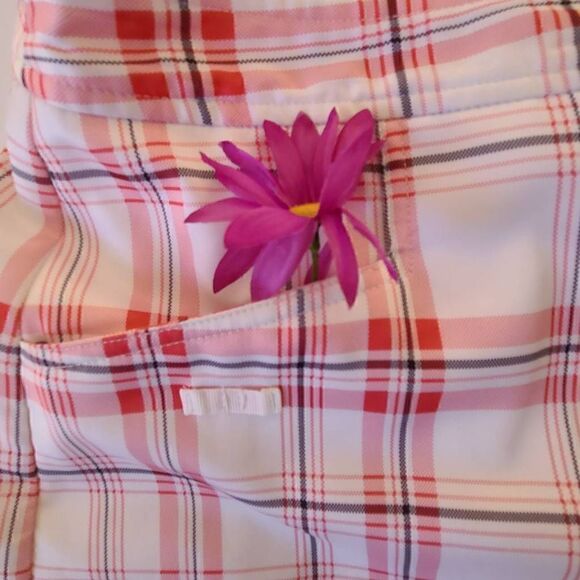 Izod XFG Womens Active Checker Slit Back Pink White Black Mini Skirt Skort Sz 6 - Picture 4 of 15